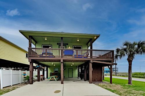 The Cuckoo's Nest - Outdoor Living & Private Pool home - image 3