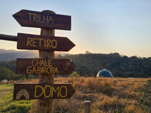 Domo da Cuesta - Glamping com vista para a montanha