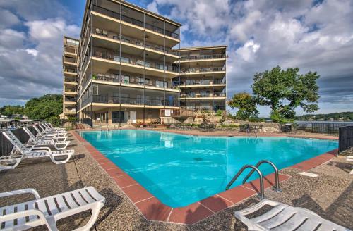 Lakefront Condo with Boat Slip Dock and Pools! - image 4