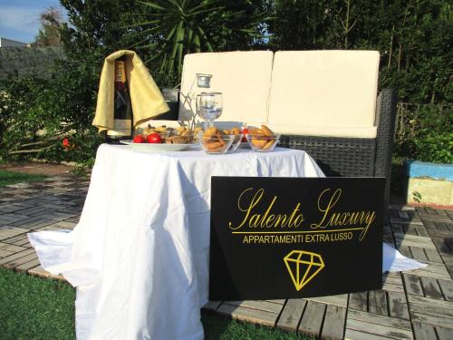 Luxury Holiday House With Swimming Pool in Porto Cesareo Torre Squillace gîte à louer Porto Cesareo
