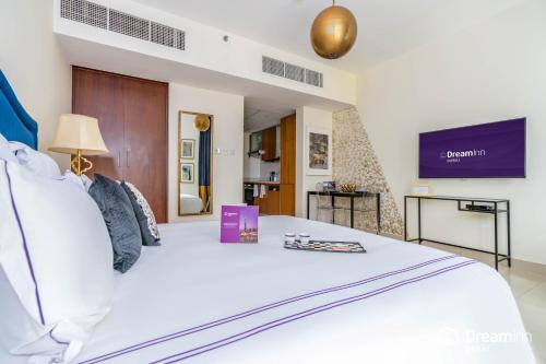 Dream Inn Apartments - Standpoint Tower - image 9