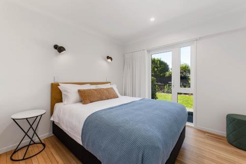 Golf Course Masterpiece with Hot Tub (4bd 3.5bth)