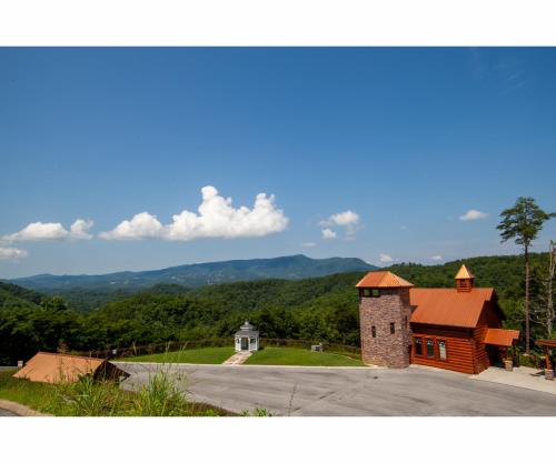 Smoky Mountain Bearadise