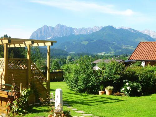 花園, 吉琳格爾旅館 (Pension Gieringer) in 科森