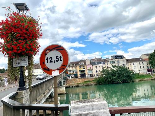 Surrounding environment, App301 Centre Ville a Lagny, 15min a Disneyland en voiture, 30min a Paris en voiture in Lagny-sur-Marne