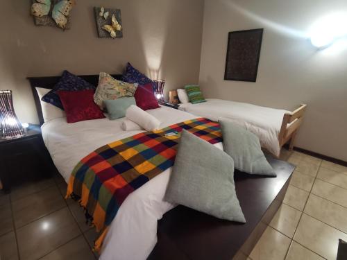 Sun Deck Lodge - Hartbeespoort