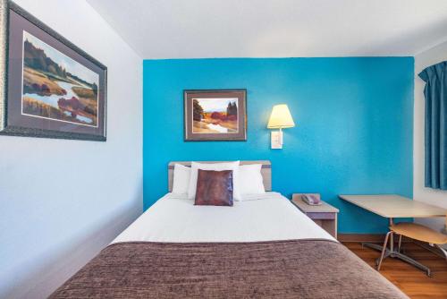 Travelodge by Wyndham Miles City