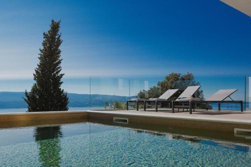 Villa Gust with heated pool, jacuzzi, sauna and cinema