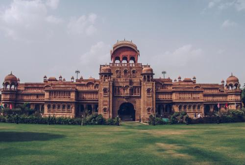 The Laxmi Niwas Palace