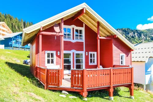 Charming 4-bedroom ski chalet with terrace gîte à louer Flaine