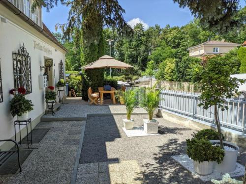 شرفة/ تراس, Pension Haus Gertrud in دونو وورث