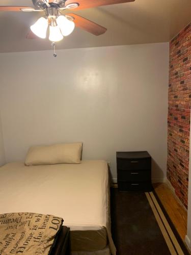 Lovely one bedroom in the Bronx I - image 4
