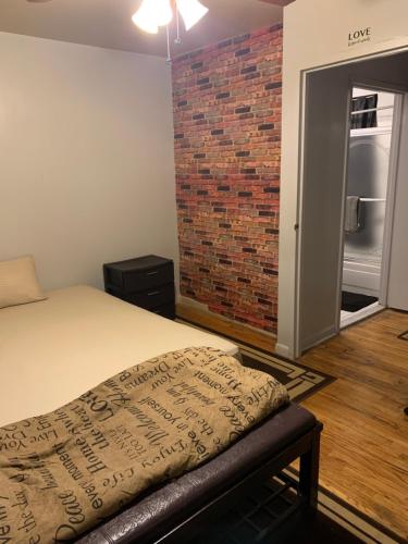 Lovely one bedroom in the Bronx I - image 12