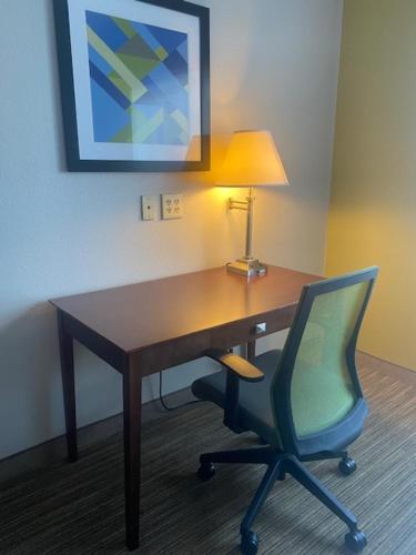 Foto - Holiday Inn Express Hotel & Suites Hinesville, an IHG Hotel