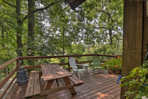 Serene Lodi Escape w/ Deck: Boat, Hike & Sip! in Lodi (NY)