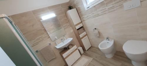 SUITE BLANC APARTMENTS - Monolocali indipendenti con cucina e bagno privato - Check-in e check-out con codice in autonomia h24 - Terrazza in comune