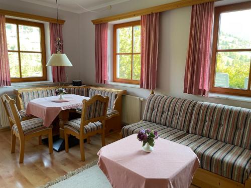 Iekārtas, Ferienhaus Alpenblick in Krakaušatena