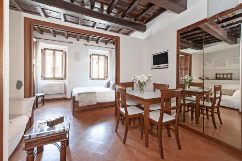 Lovely Apartment Trastevere Center - image 7