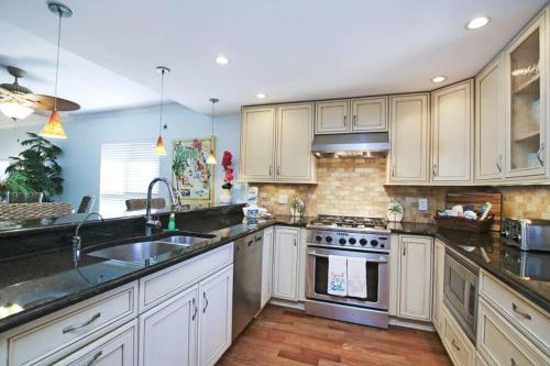 GOIN` COASTAL- SUNSET CAPTIVA 204 - image 6