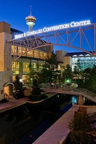 Kilátás, Remodeled Modern 1BR1BA Apt Near Downtown, 5min Pearl near Brackenridge Park