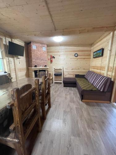 WOOD HOUSE TEBERDA - image 4