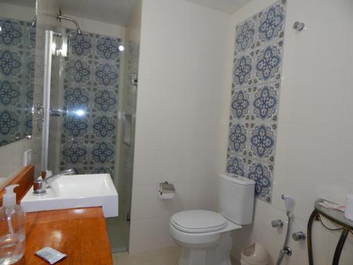 Quadruple Room image 2
