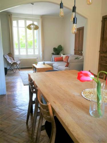 Charmante maison bourguignonne avec grand jardin et parking - Location saisonnière - Montbard