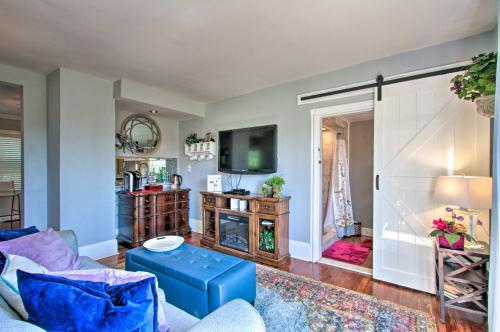 Horse-Friendly Williamstown Farmhouse by Main St! - image 14