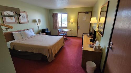 Wagner Lakeside Motel