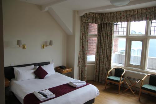 Hylands Hotel - image 2