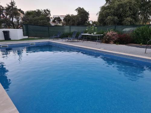 Swimming pool, Casa De Campo Cantinho Da Serra in Vale Da Rosa