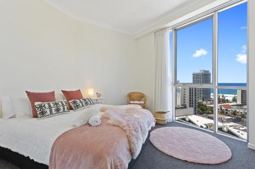 High-Rise Haven in the Heart of Surfers - image 3