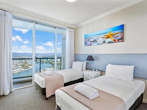  Two-Bedroom Apartment (High Floor) image 4