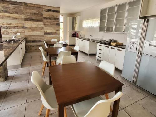 Avonlea Guesthouse 2