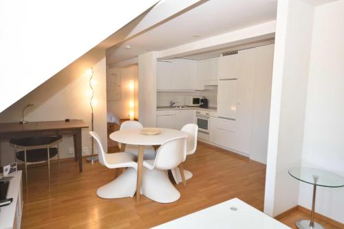 Beautiful studio in the old town - Symbol 2 4ST R, Curych (fotografie 9)