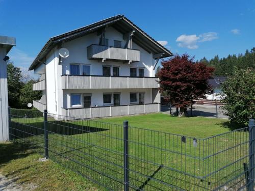 Ferienhaus Sonja - Apartment - Lindberg