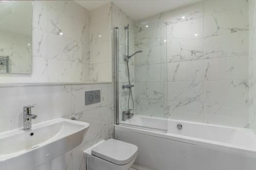 Modern 2 bed flat in the city centre