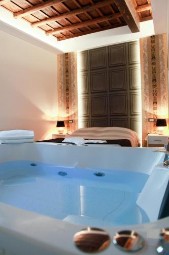熱水浴缸