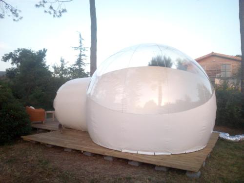 Bulle avec Jacuzzi Les O de Privas gîte à louer Pranles