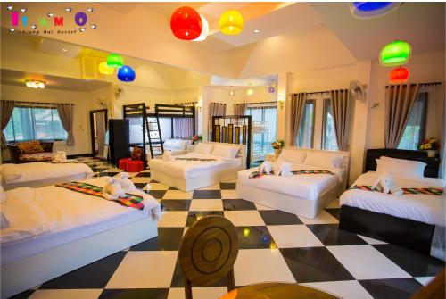 room detail thumbnail 0