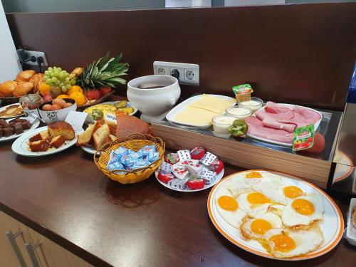 Comida y bebida, Hotel Restaurant La Chaumière Aux Mureaux-Flins in Les Mureaux