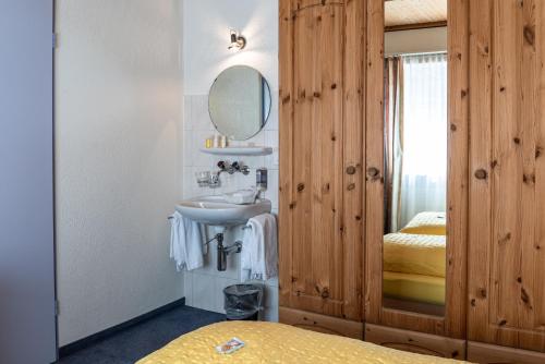 Typically Swiss Hotel Ermitage Room Type - Comfort Family Room