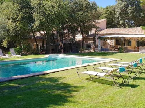 Villa de 4 chambres avec piscine privee jardin clos et wifi a Orange - Location, gîte - Orange
