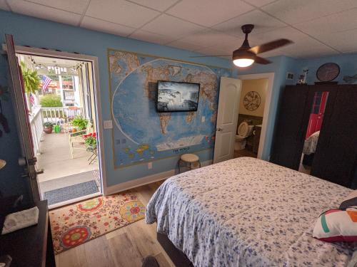 . The Estate Studio in Downtown Milford