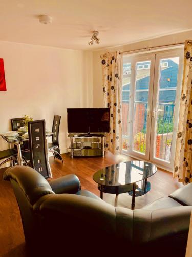 Bristol Serviced Lettings - Beaufort Court - image 8