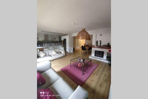 Un balcón sobre el Rio Sella, Ferienwohnung in Ribadesella