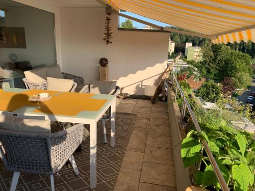 Hochwertige Sonneninsel mit Aussicht - Apartment - Tettnang
