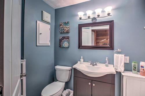 Slopeside Condo with Balcony and Ski Hill Views! - image 12