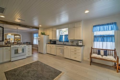 Cozy Texas Abode 2 Mi to Jackson Street Park - image 7