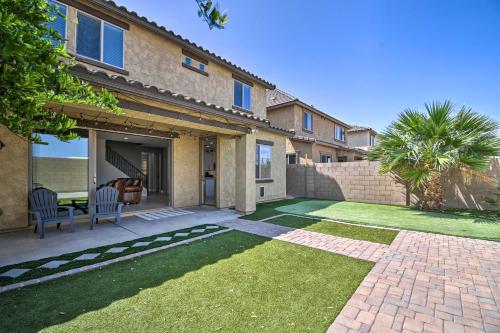 Glendale Home with Putting Green and Pool Access! - image 7